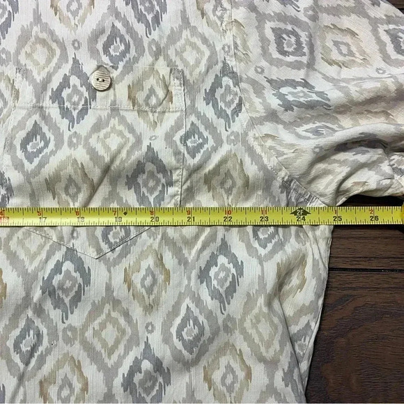 Tommy Bahama Silk Short Sleeve Button Down Shirt Mens size XL - Picture 3 of 4